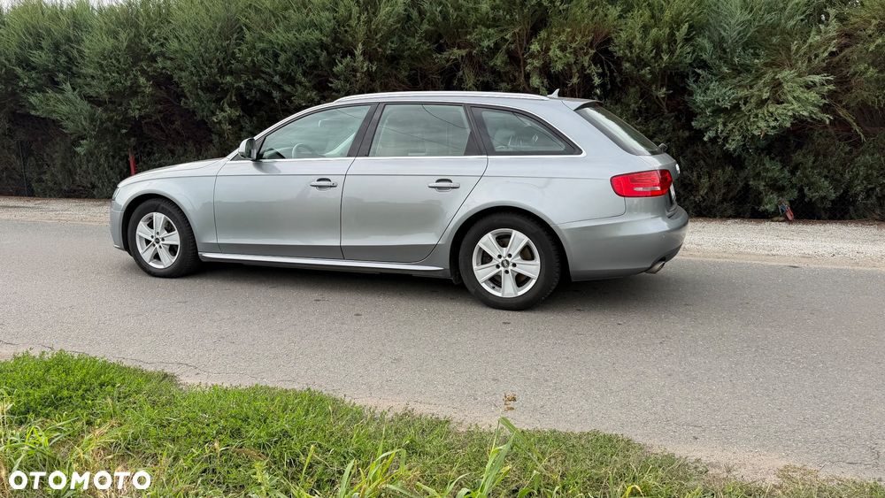 Audi A4 Avant 3.0 TDI DPF quattro S tronic S line Sportpaket - 13
