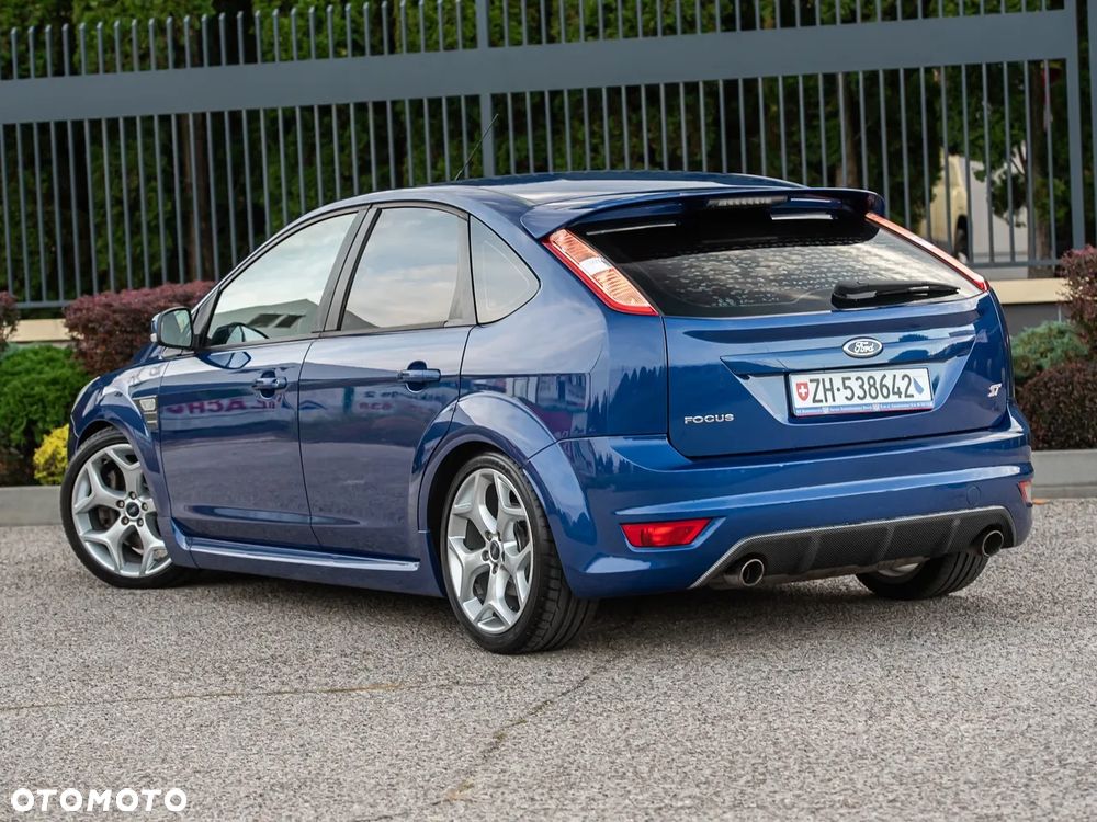Ford Focus 2.5 ST - 9