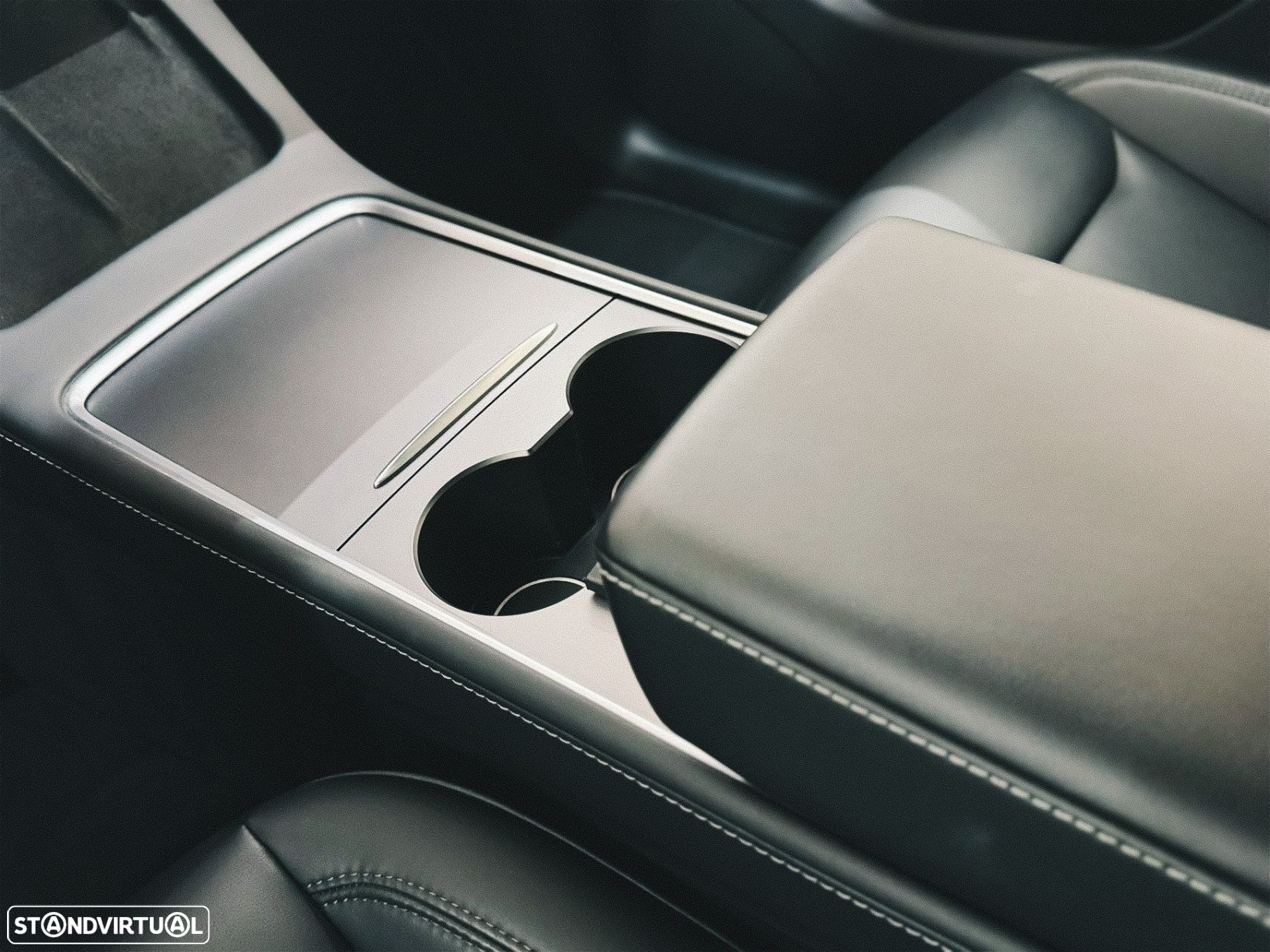 Tesla Model Y Performance Tração Integral - 14