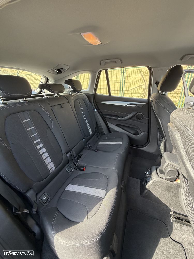 BMW X1 sDrive18i Advantage - 21