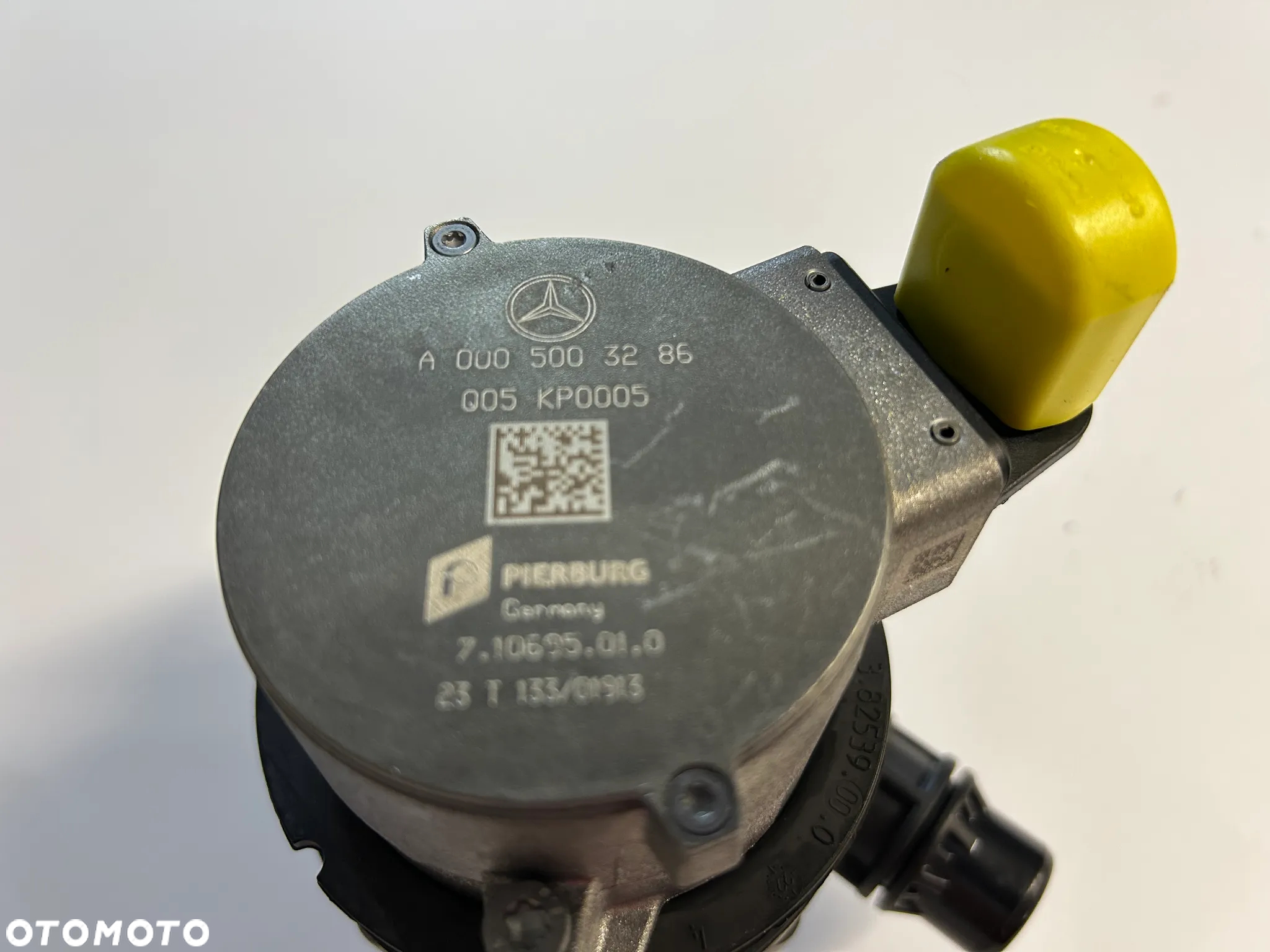 Mercedes E GLC pompka wody A0005003286 A0005003800 A0005002300 nieużywana - 8