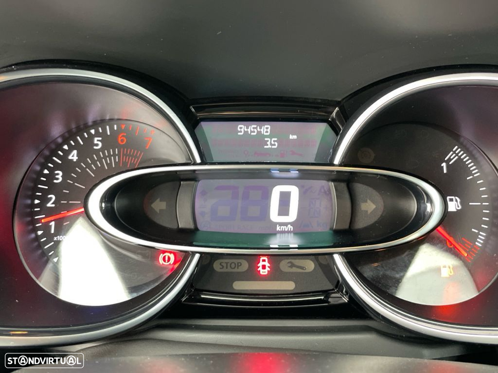 Renault Clio 0.9 TCe Limited - 9