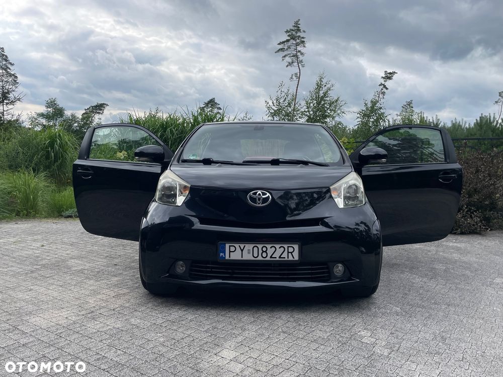 Toyota iQ 1.33 - 8