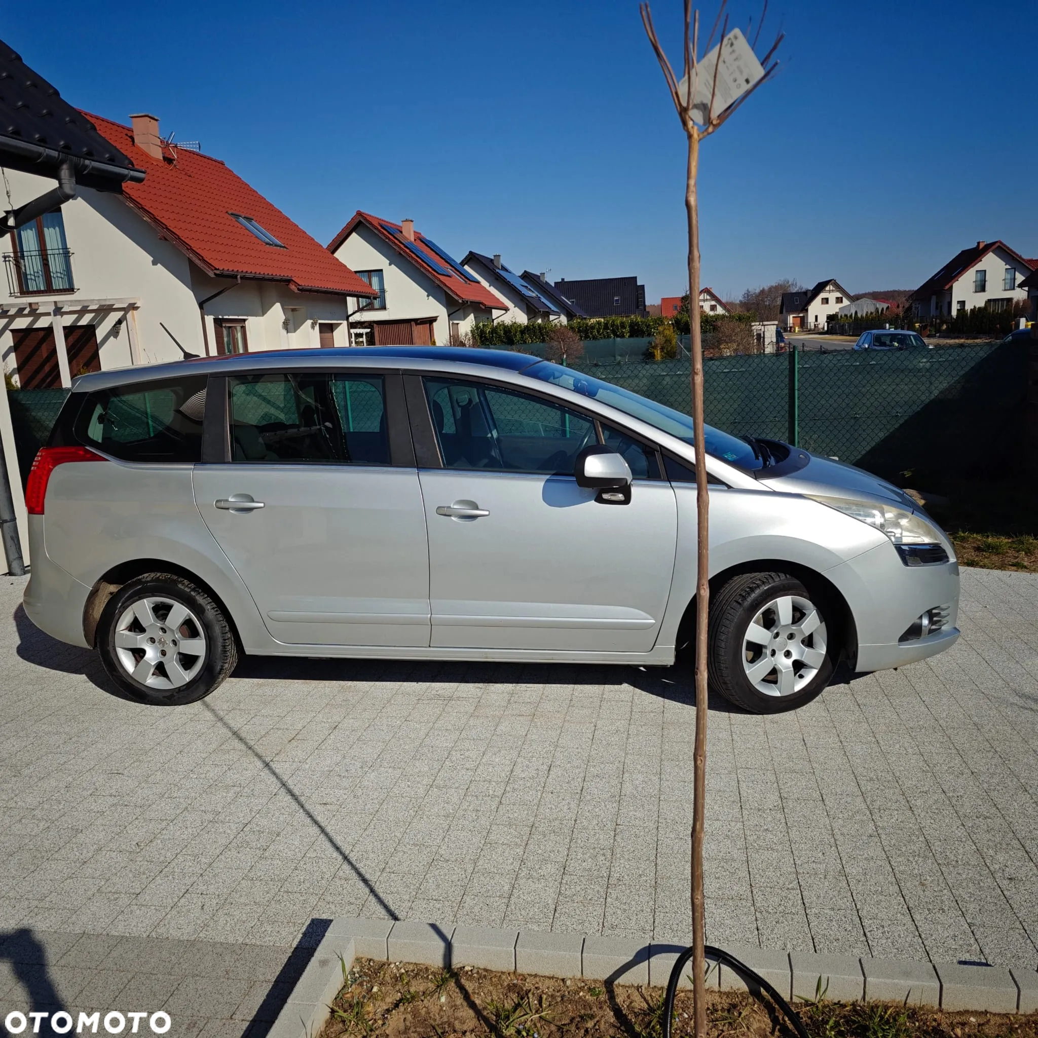 Peugeot 5008 1.6 THP Family 7os - 4
