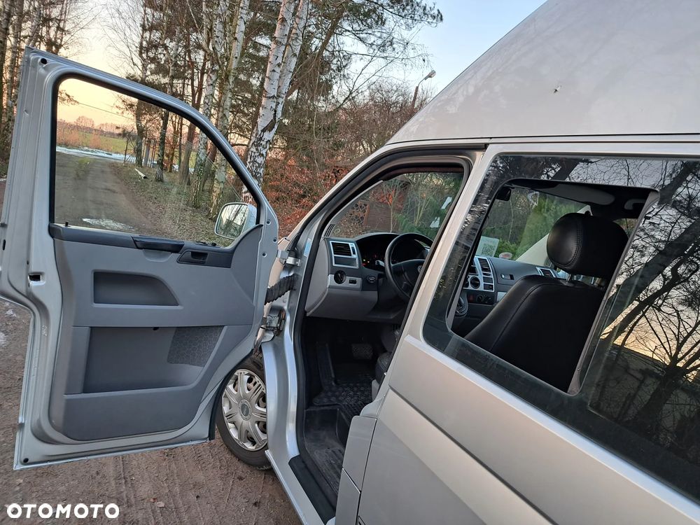 Volkswagen Transporter - 4