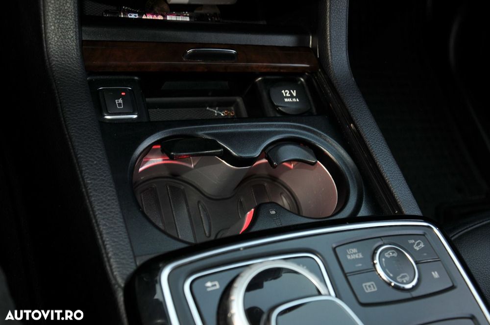 Mercedes-Benz GLE 350 d 4MATIC - 33