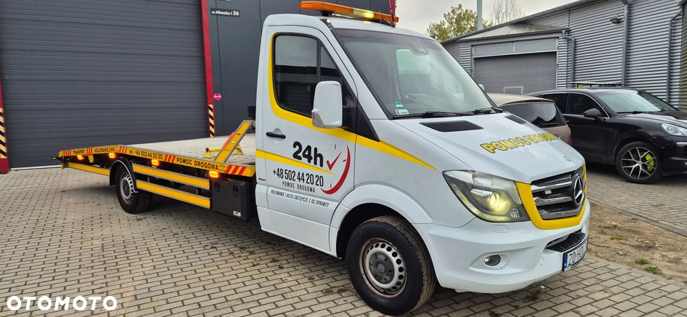 Mercedes-Benz Sprinter - 16
