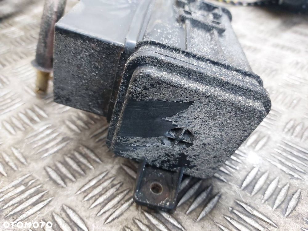 FILTR WĘGLOWY HONDA FR-V I 2.0 16V - 3