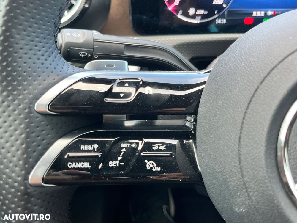 Mercedes-Benz CLA 250 e 8G-DCT - 16