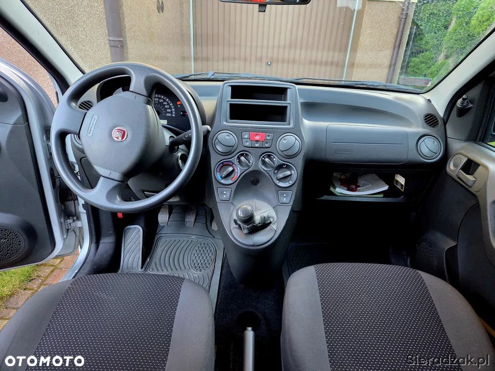 Fiat Panda 1.1 Active dla kobiet - 6