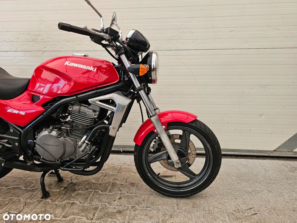 Kawasaki ER - 17