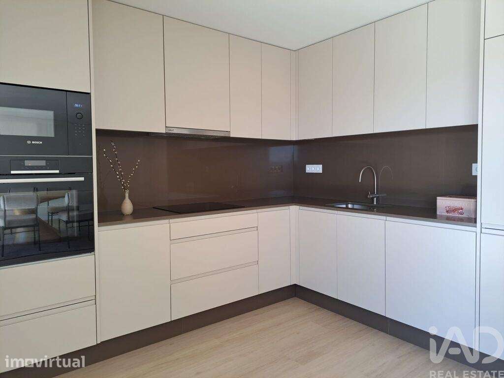 Apartamento T3 em Santa Marinha e São Pedro da Afurada de 140 m2 - Grande imagem: 4/14