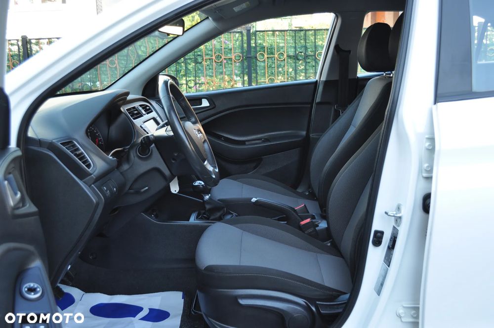 Hyundai i20 1.2 Select - 13