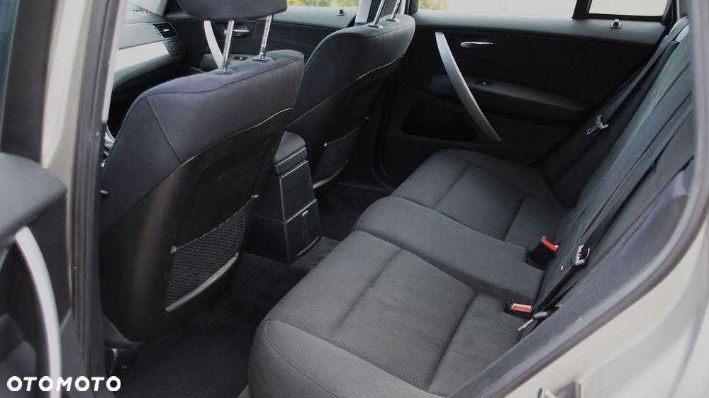 BMW X3 2.5si - 7