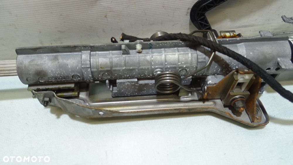 KOLUMNA KIEROWNICZA BMW E87 118D - 2