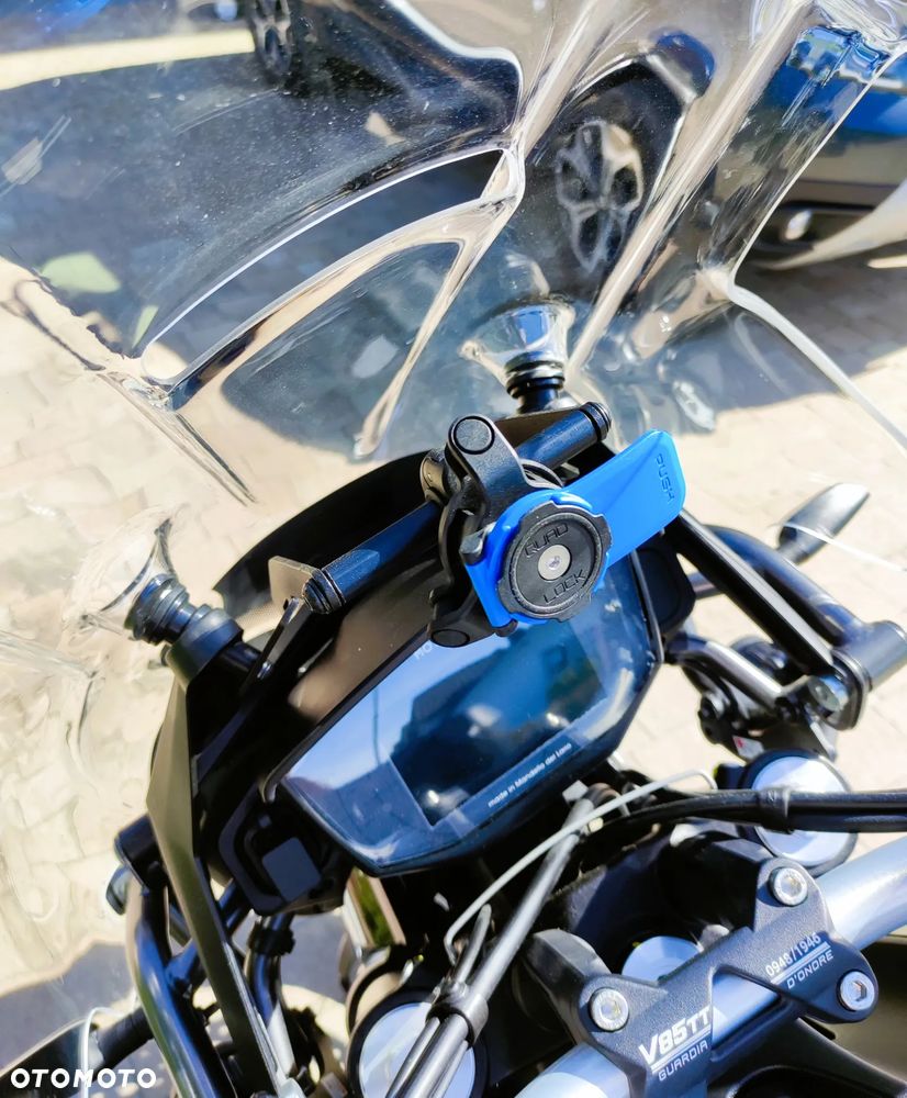 Moto Guzzi V85 - 10