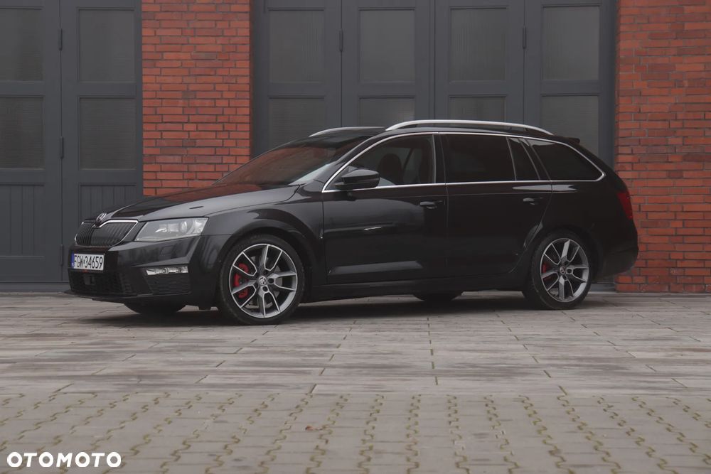 Skoda Octavia 2.0 TDI (Green tec) DSG RS - 3