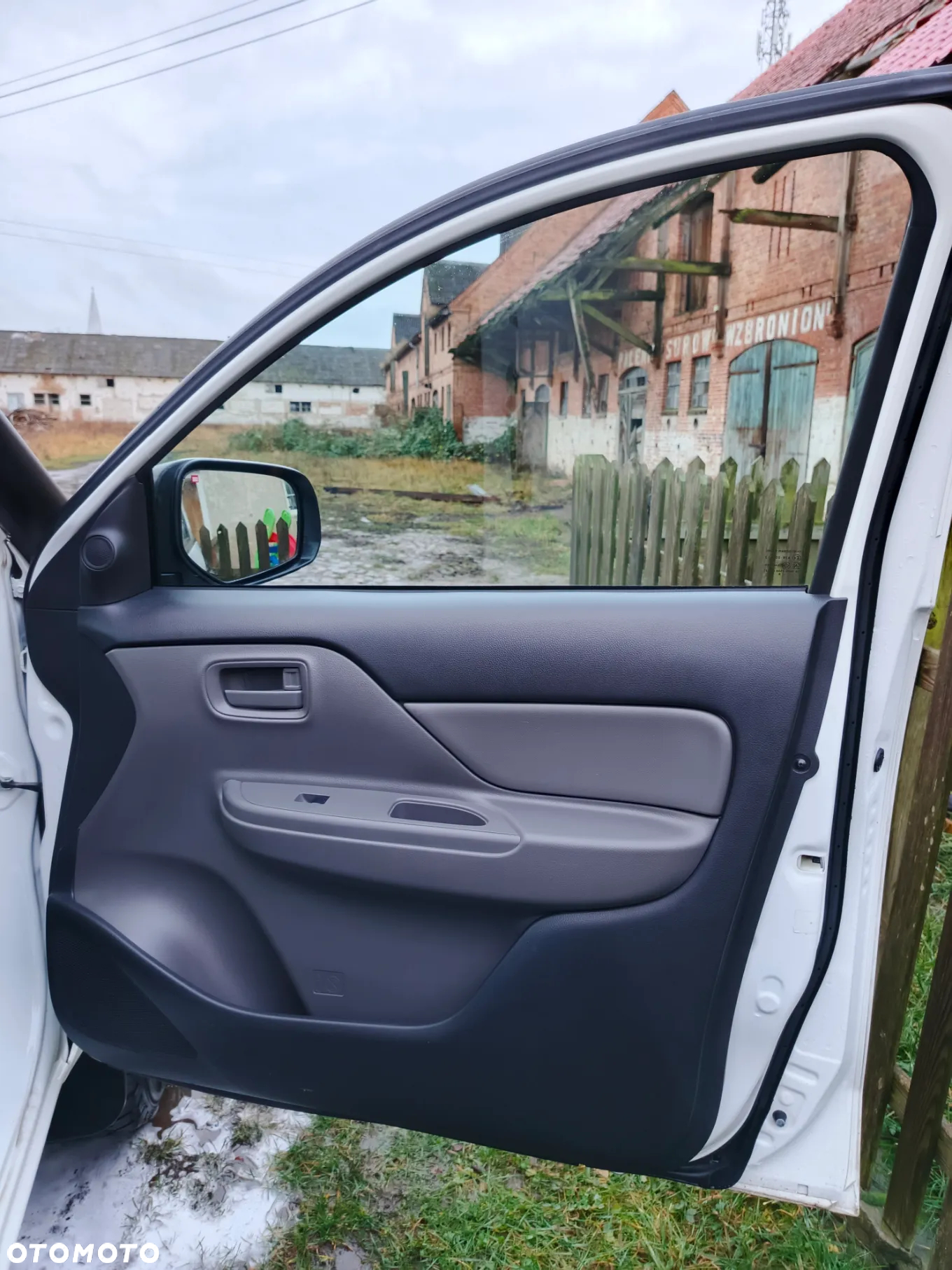 Mitsubishi L200 2.4 d CC Invite EU6 - 13