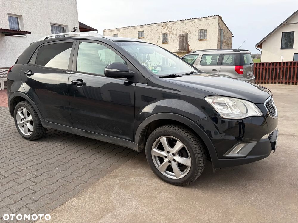SsangYong/KGM Korando 2.0 E-XDi DPF 2WD Automatik Sapphire - 14