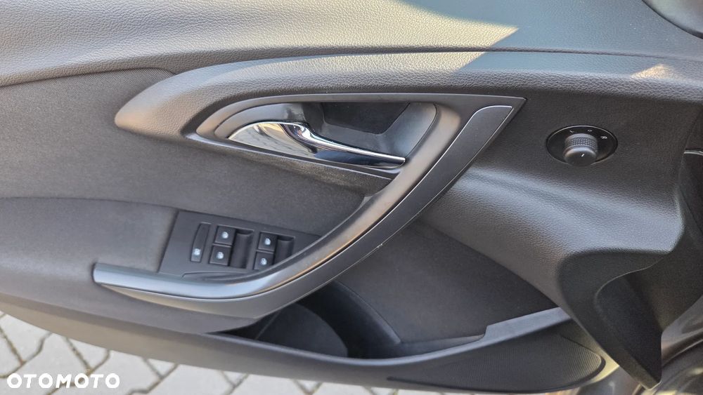 Opel Astra 1.6 Business EU6 - 16