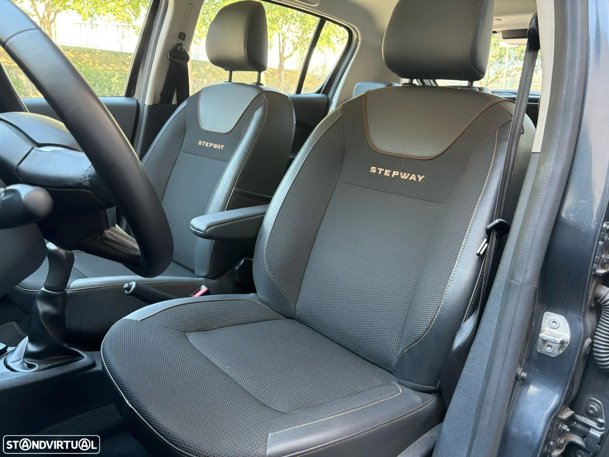 Dacia Sandero 0.9 TCe SL Stepway of Life - 8
