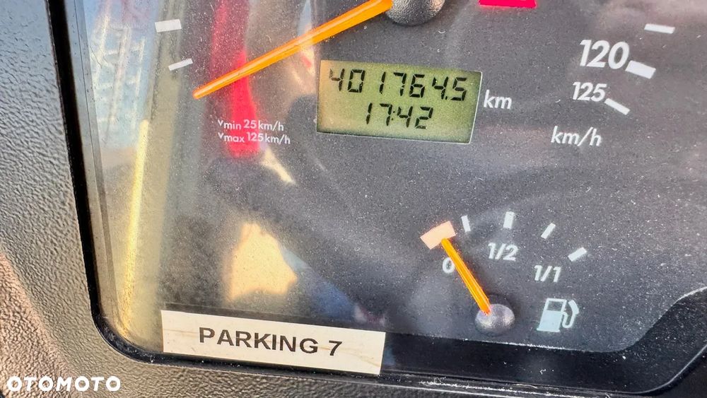 Mercedes-Benz Intouro / Euro 5/ Manual / 63 miejsc / winds / Cena: 78000 zł netto - 11