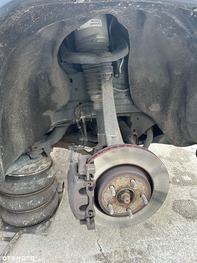 Jeep Grand Cherokee 3.0I CRD Overland - 24