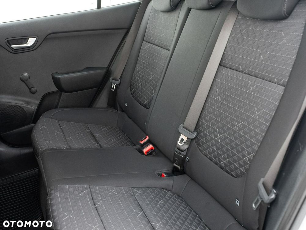 Kia Rio 1.2 M - 22