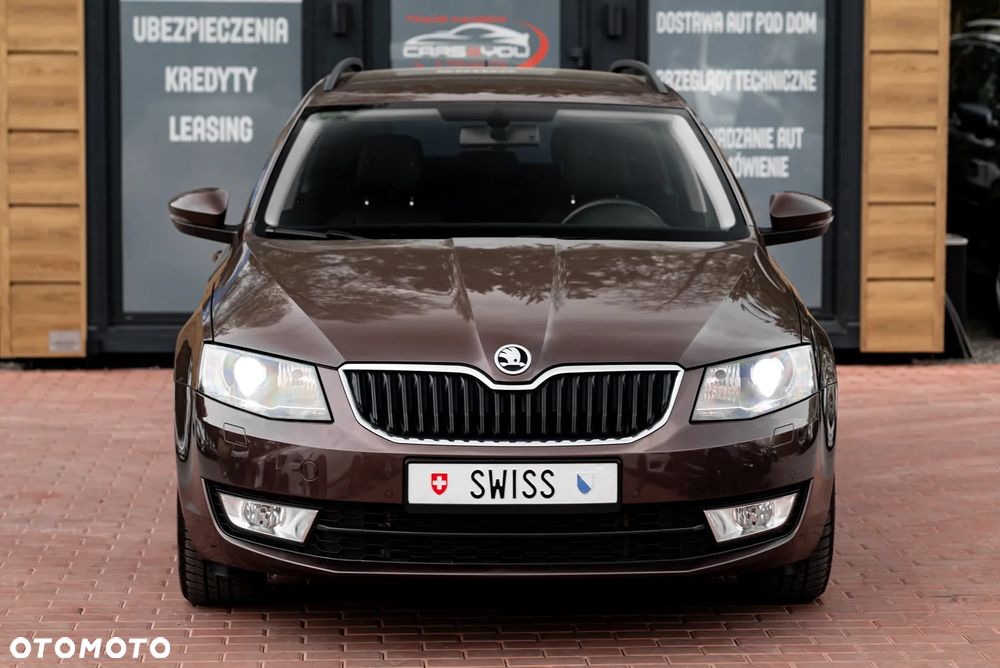 Skoda Octavia 2.0 TDI 4x4 Elegance DSG - 5
