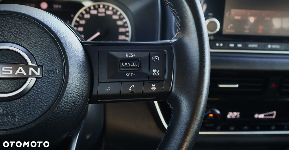 Nissan Qashqai 1.3 DIG-T Acenta - 24