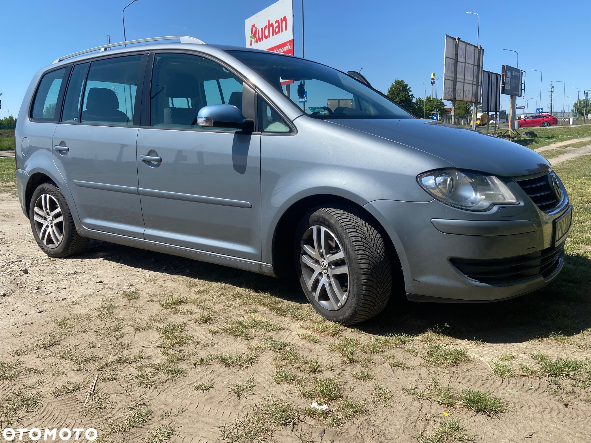 Volkswagen Touran 1.4 TSI Conceptline - 2