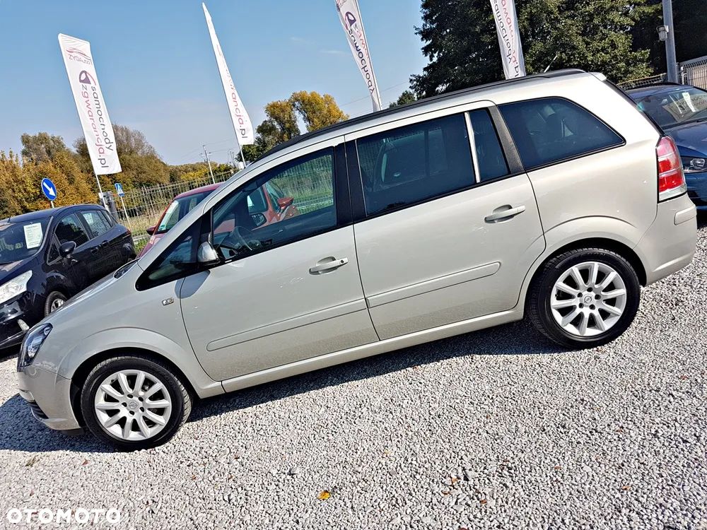 Opel Zafira 1.8 Innovation - 36