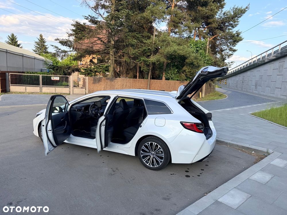 Toyota Corolla - 25