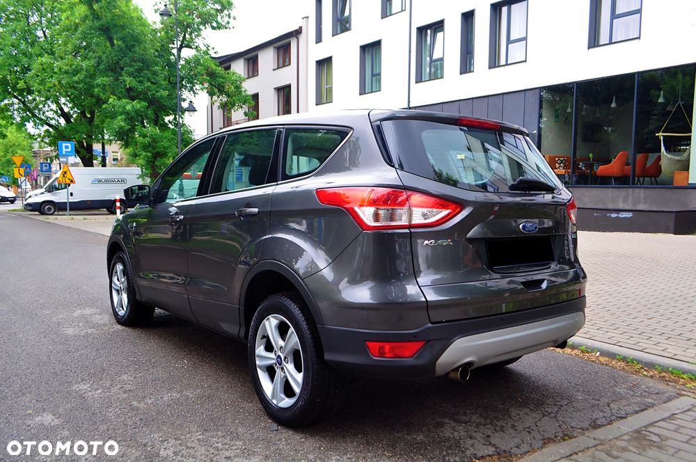 Ford Kuga - 5