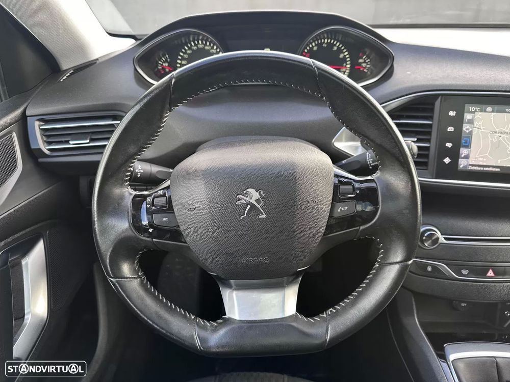 Peugeot 308 SW 1.2 PureTech Style - 41