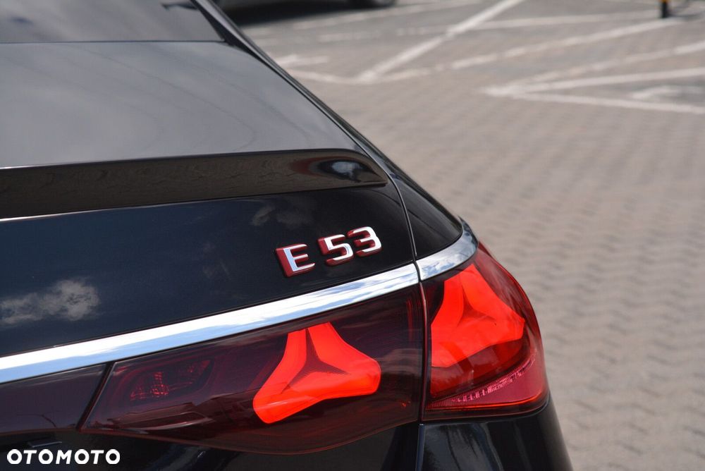 Mercedes-Benz Klasa E - 11
