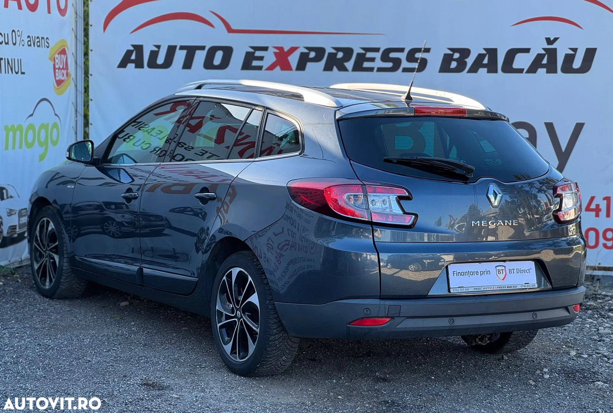 Renault Megane ENERGY dCi 130 BOSE EDITION - 4
