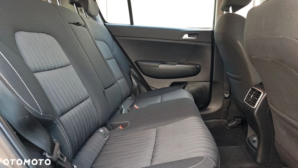 Kia Sportage 1.6 GDI 2WD Vision - 28