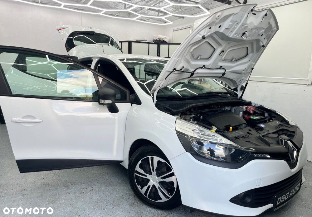 Renault Clio - 28