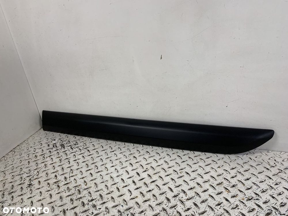 NOWA ORYGINALN LISTWA DRZWI PRZESUWNYCH PRAWYCH PRAWA TRAVELLER SPACETOURER  PROACE 9808748977 16-25 - 3