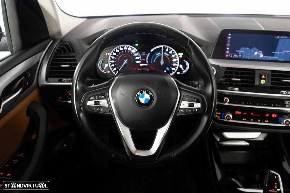 BMW X3 30 e xDrive Line Luxury - 25