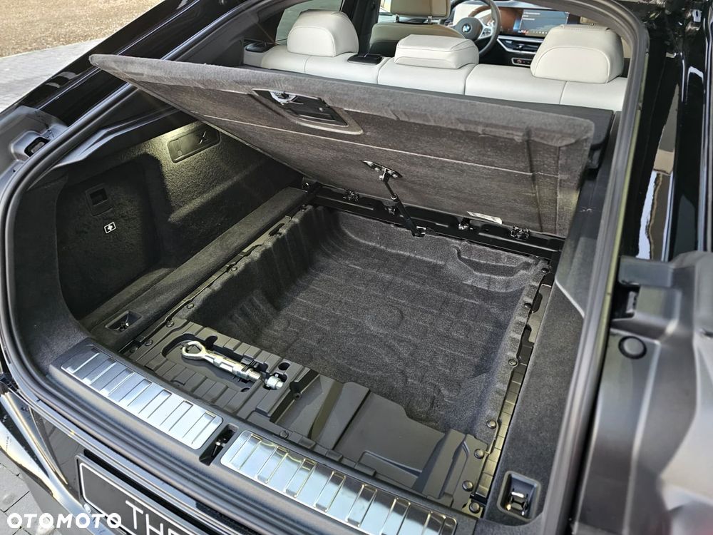 BMW X6 xDrive30d - 17