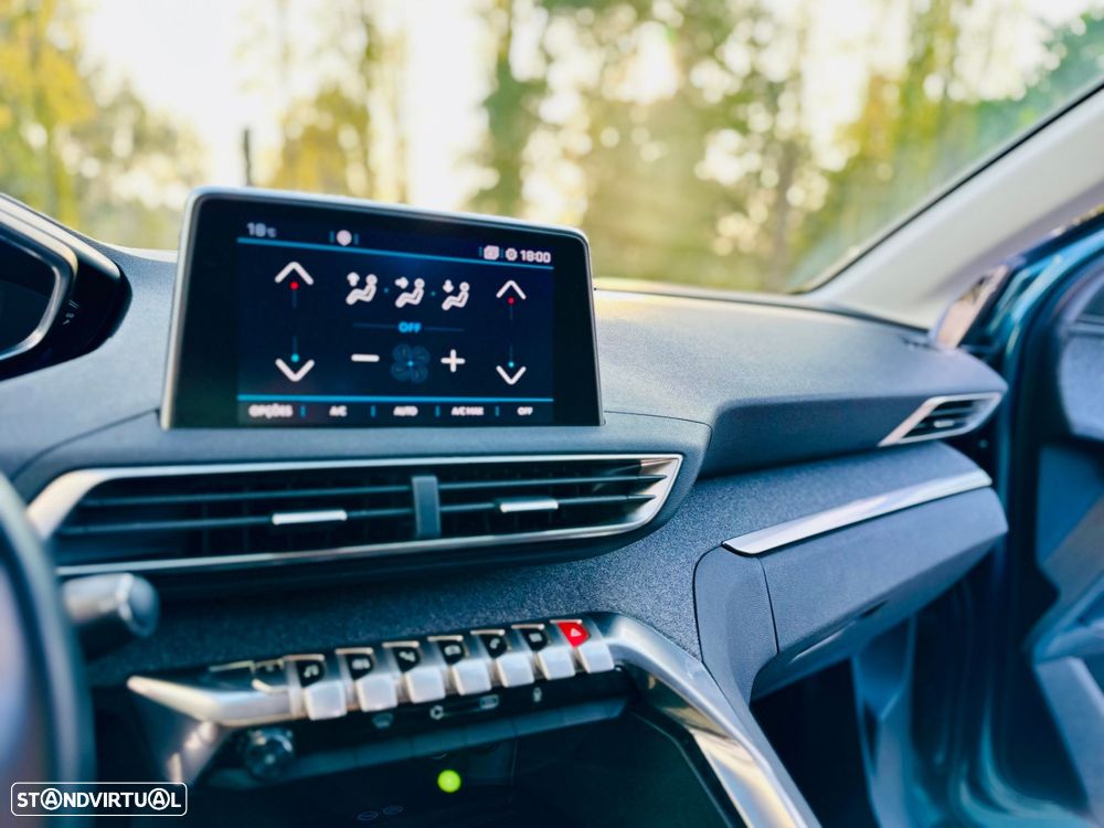 Peugeot 5008 1.2 PureTech Allure - 20