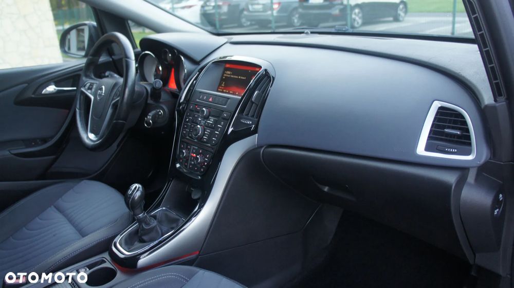 Opel Astra 2.0 CDTI ecoFLEX Start/Stop Exklusiv - 32