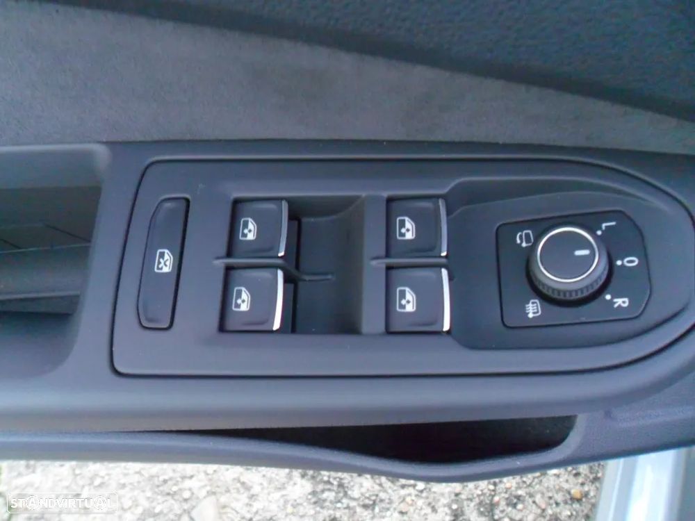 VW Golf Variant 1.5 TSI Urban - 29