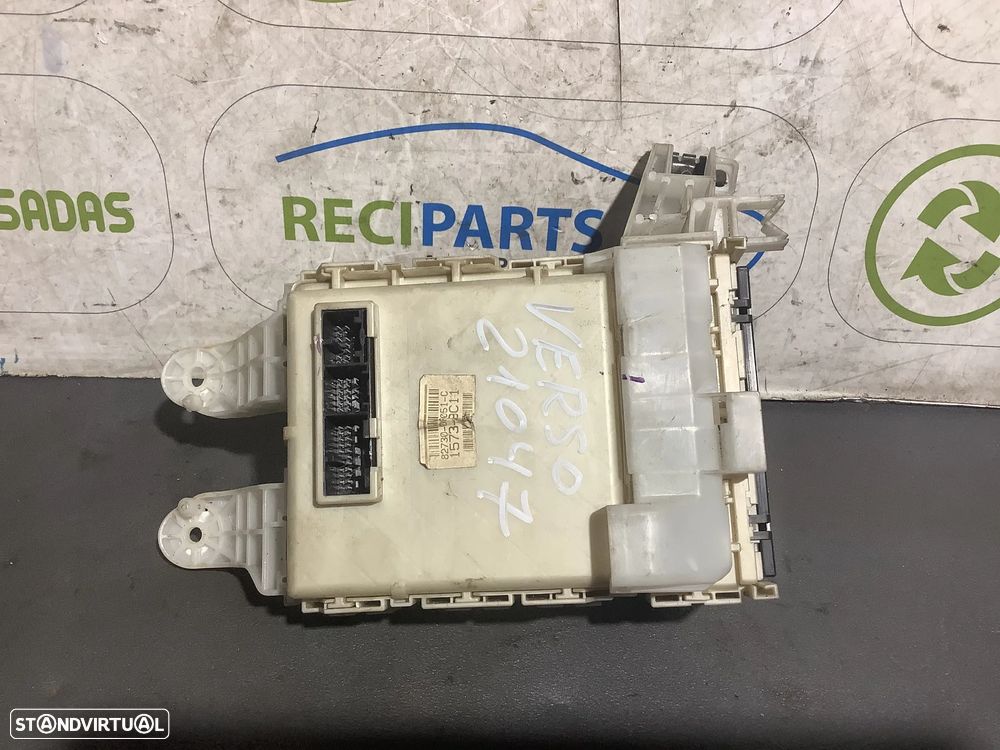 Caixa de fusíveis interior Toyota Verso - 2