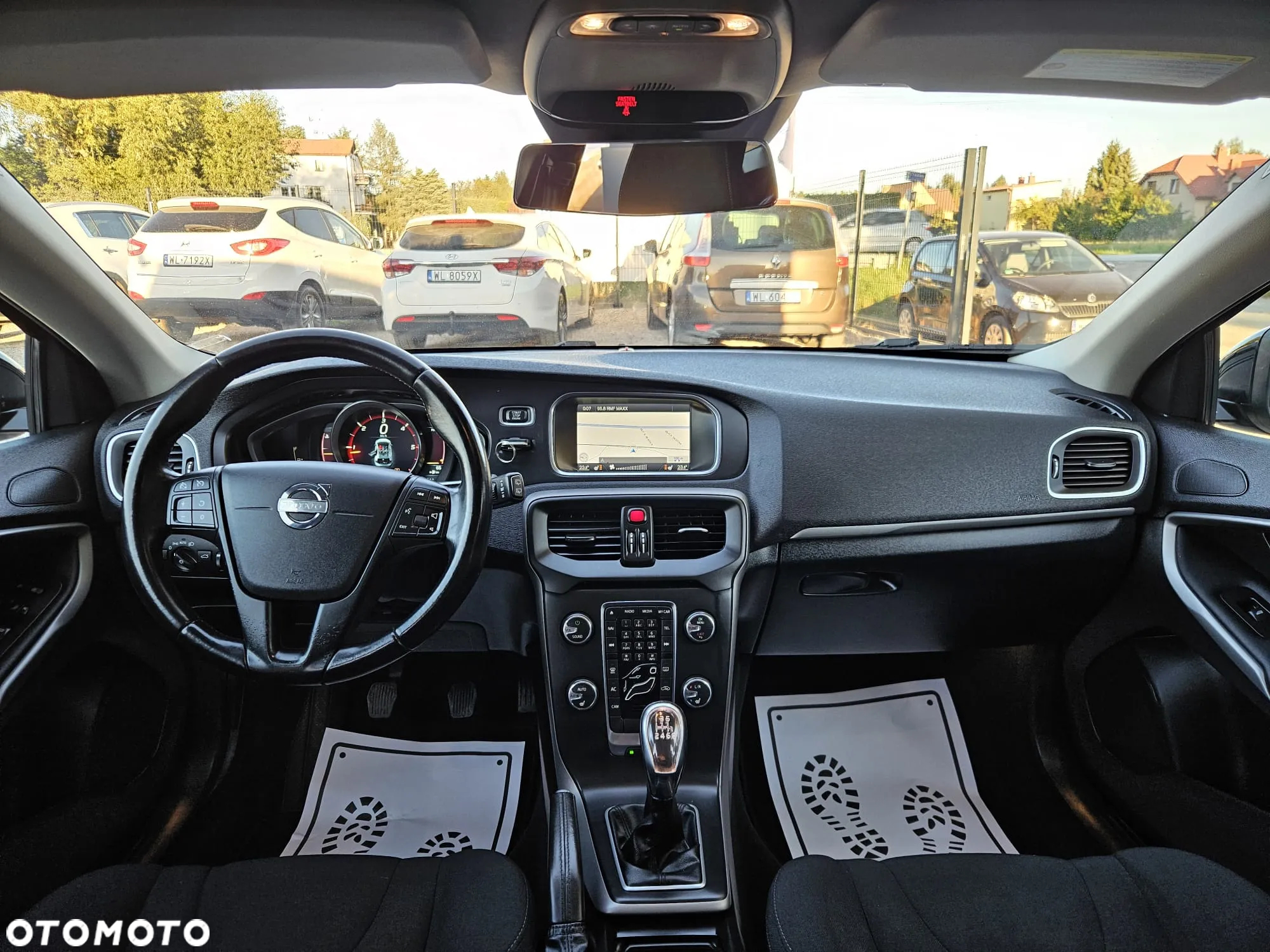 Volvo V40 D3 Momentum - 20