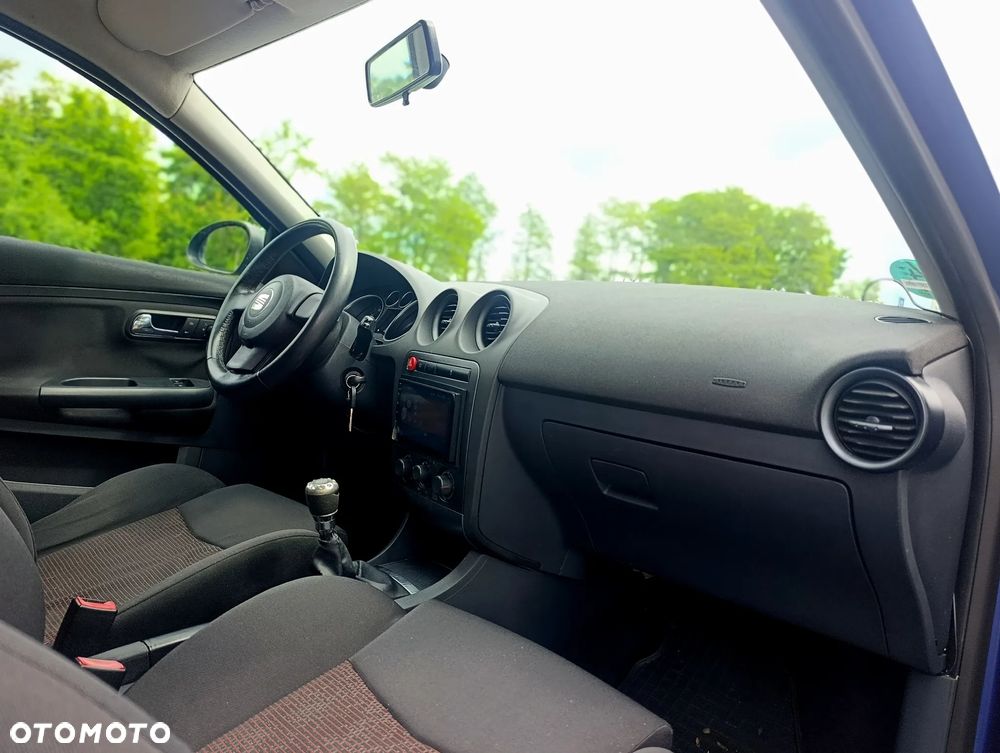 Seat Ibiza 1.4 16V Sport - 11