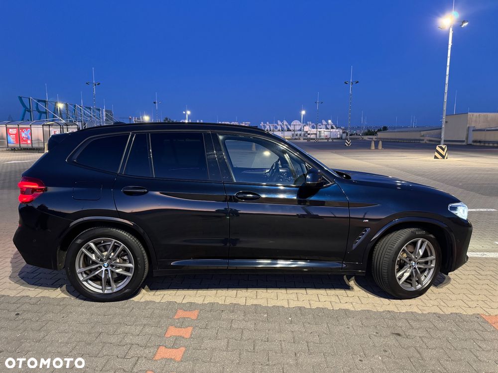 BMW X3 xDrive20d mHEV - 12