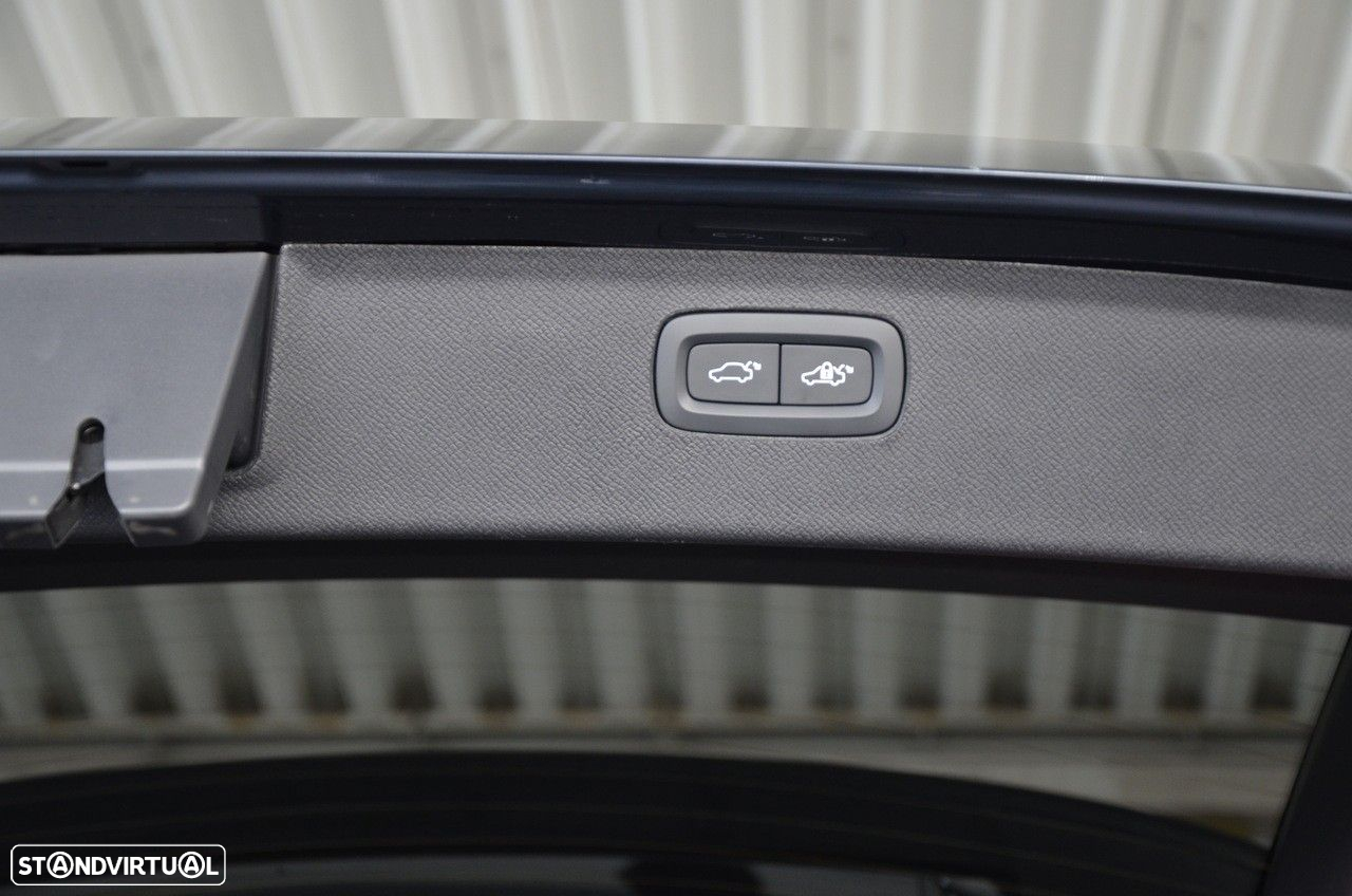Volvo XC 90 2.0 T8 PHEV Ultimate Dark AWD - 14